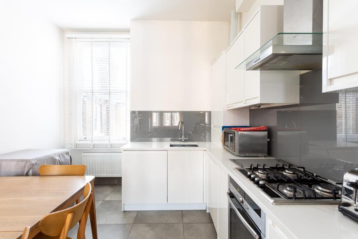 Appartamento Spacious Near Portobello Road Londra