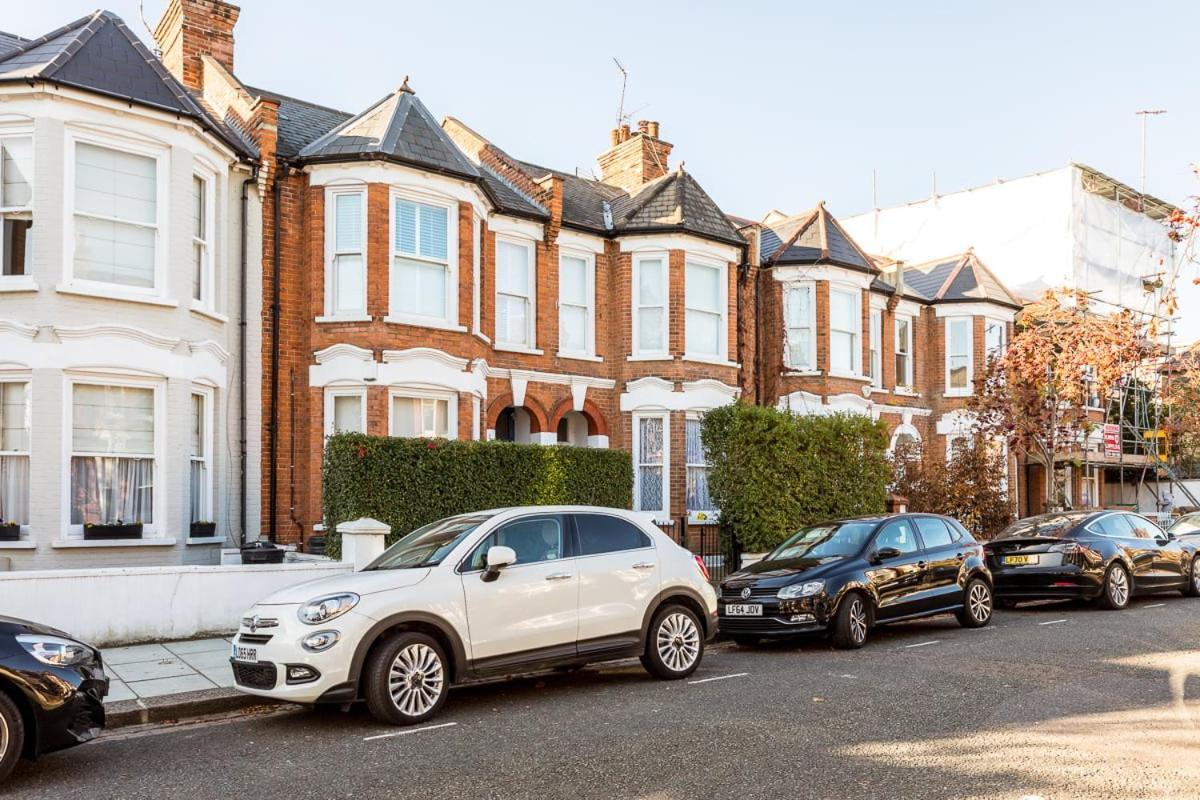 Appartamento Spacious Near Portobello Road